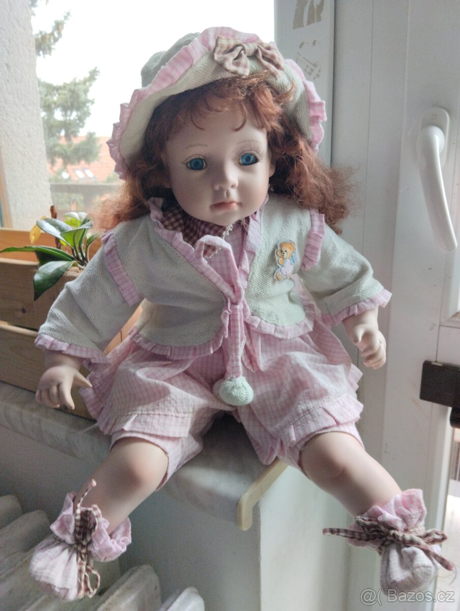 Porcelánové panenky sedící - 6