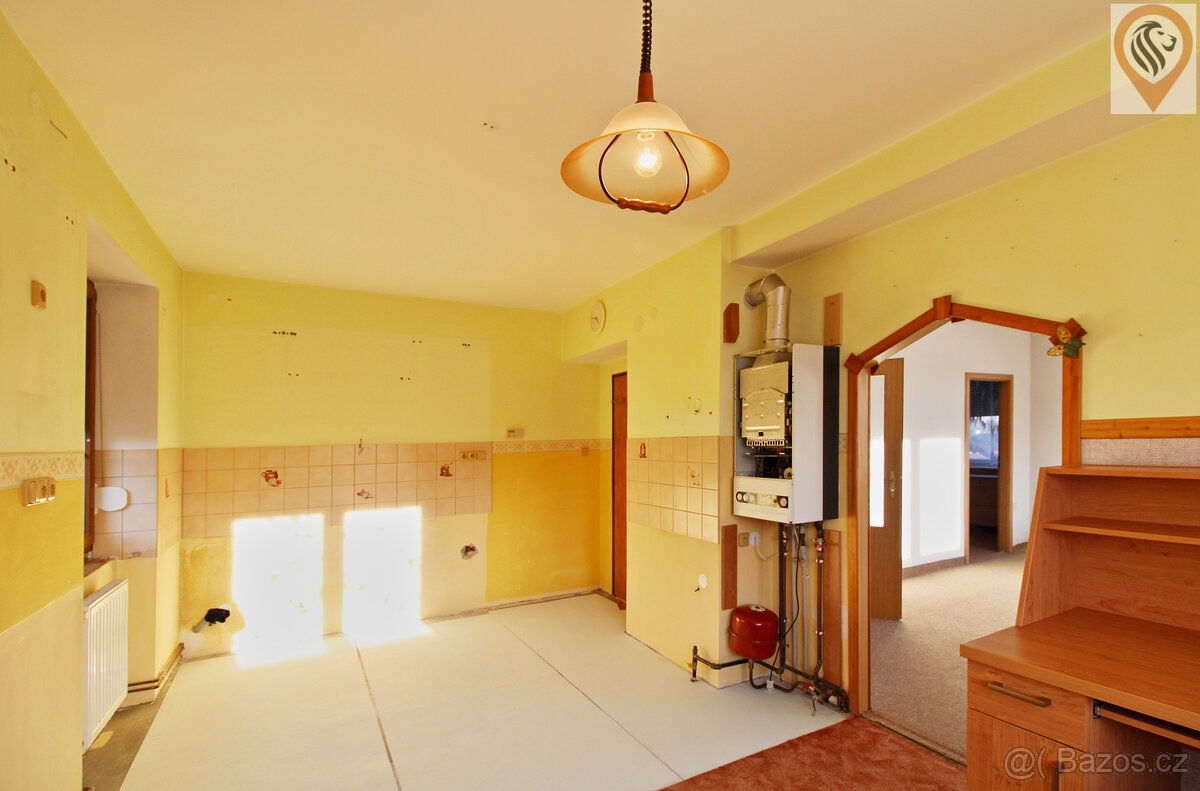 Prostorný rodinný dům se dvěma bytovými jednotkami, velkou z - 6