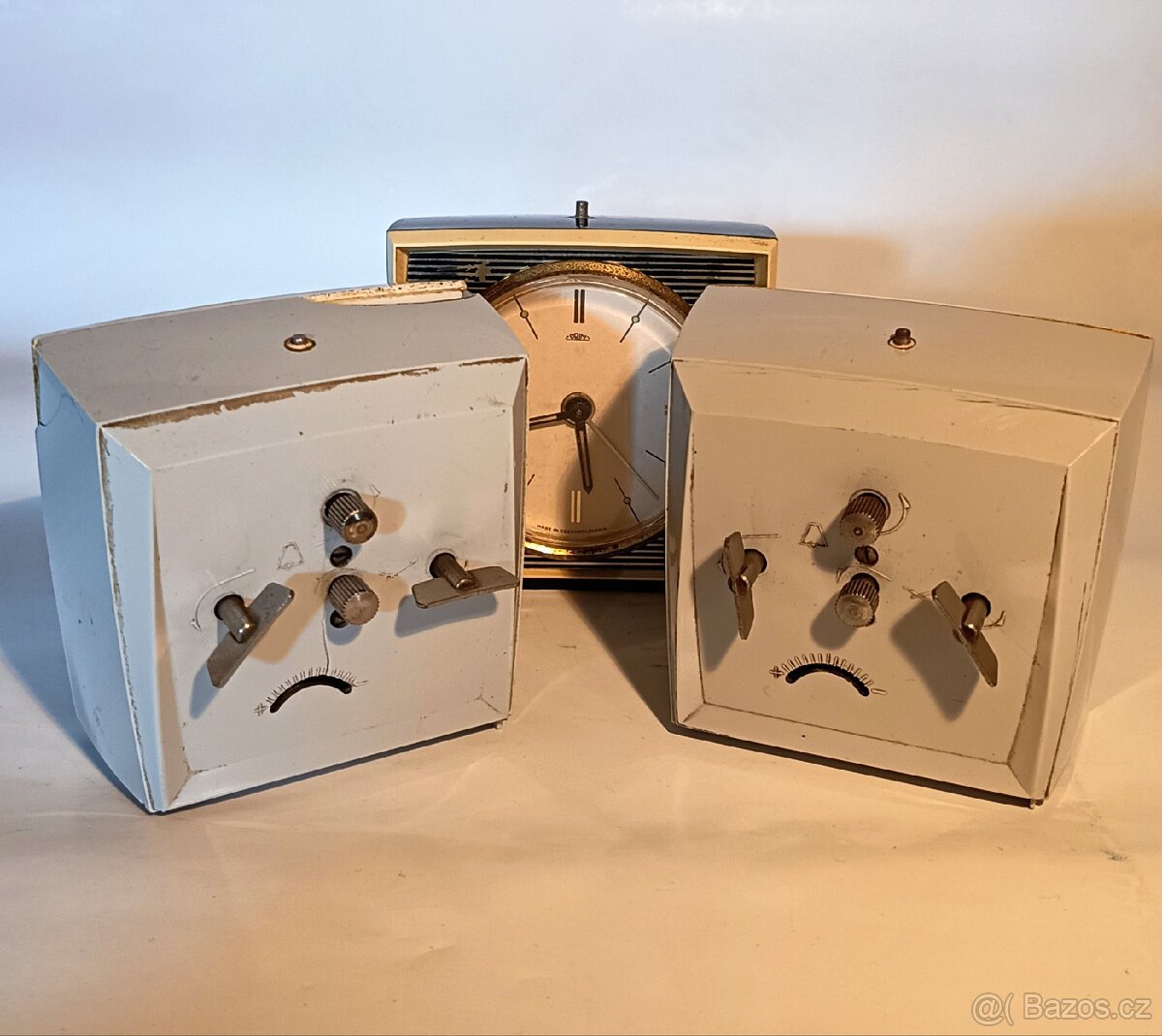 Retro budíky,cena za 3 ks. - 6