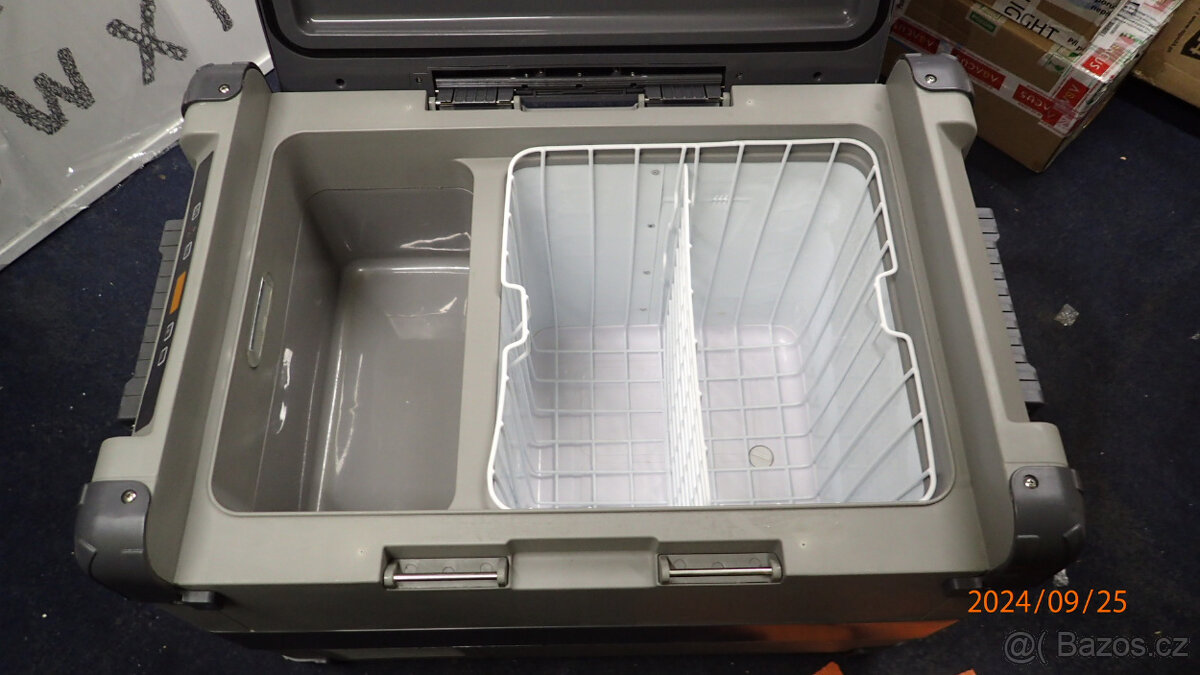 Autolednice BLACKMONT autochladnička PRO 58l - 6