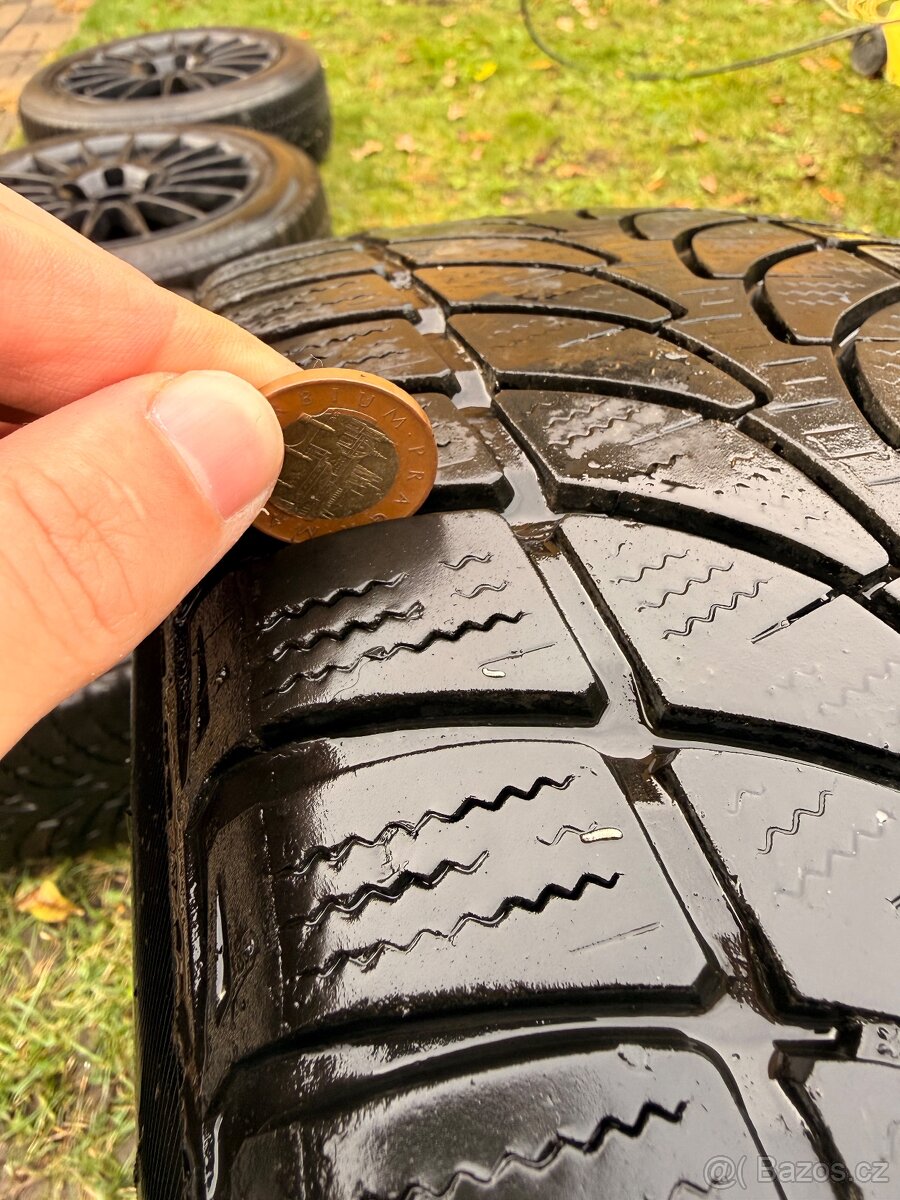 Černé Alu disky 16" – VW Golf 5, Bridgestone Blizzak - 6