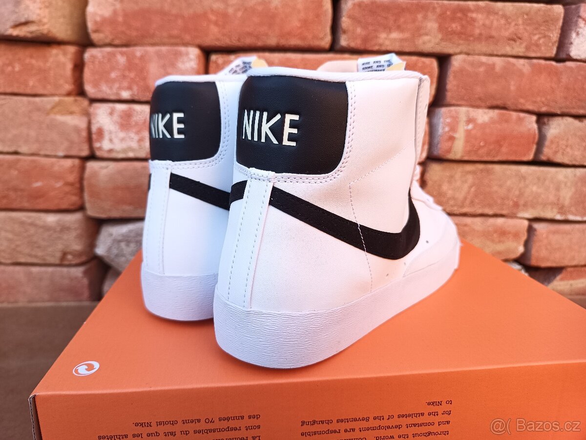 Kotníkové tenisky Nike Blazer Mid, velikost 44,5 - 6