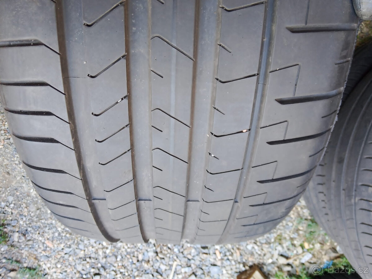 235/60/16 215/50/17 225/55/18 245/35/20 255/40/20 kusovka - 6