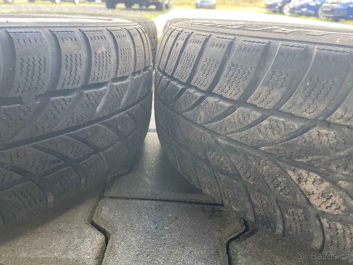 Zimní pneu 185/60/14 na disku 5x100 - 6