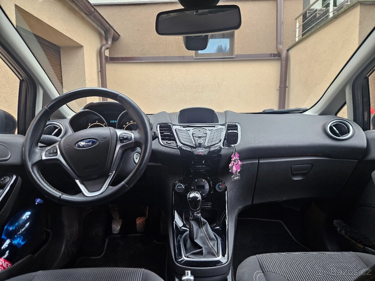 Ford Fiesta 1.5 TDCI 70 Kw Titanium - 6