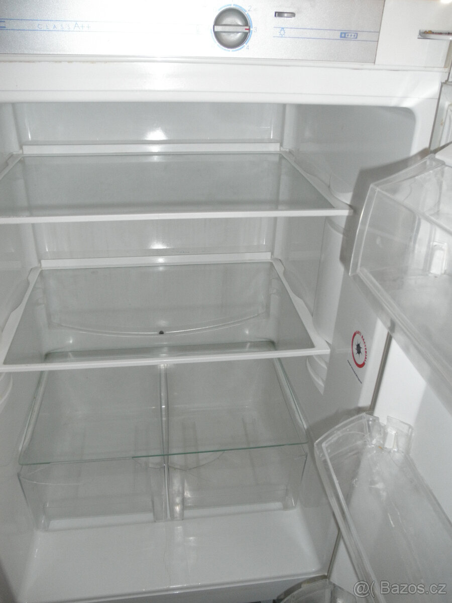 Lednice s mrazákem,značka:ROMO. - 6