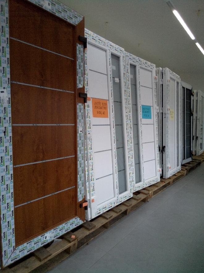 Dveře plastové vchodové - 6