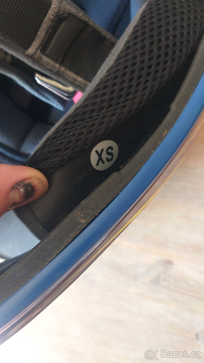 Prodám motocrosovou helmu Fox, vel. XS - 6