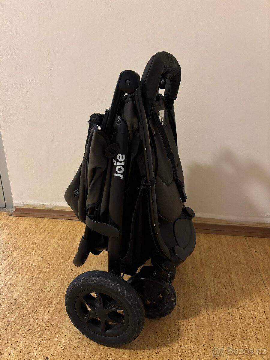 Kočárek Joie - 6