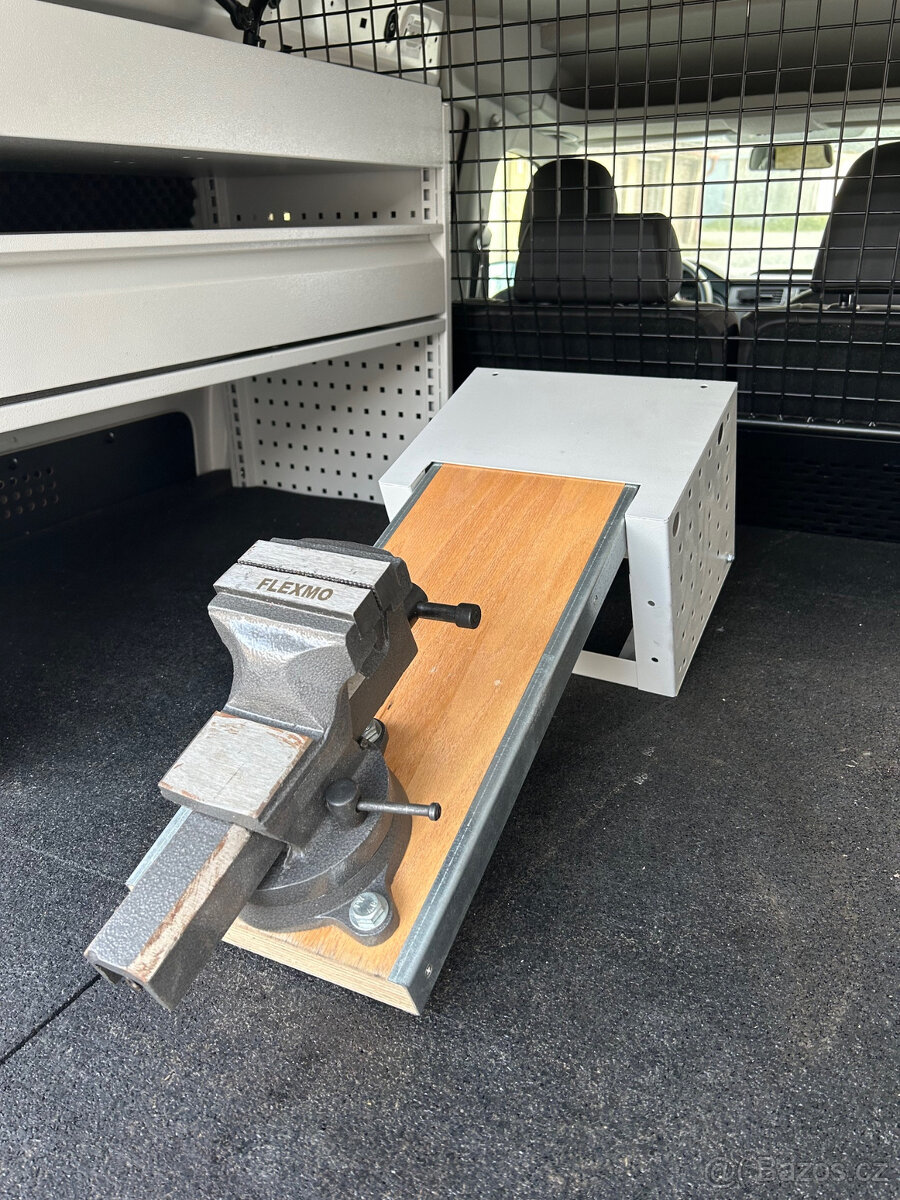 Dílenská vestavba VW Caddy - 6