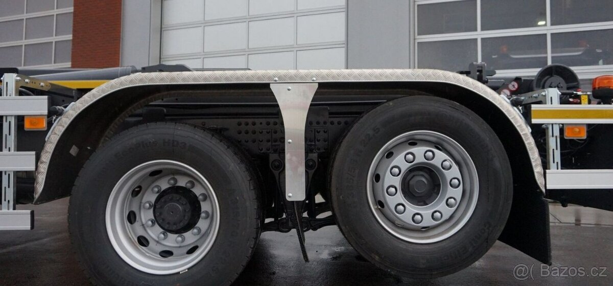 Volvo FM 410/6x2/Nosič kontejnerů/HMF 21T/M Jeřáb - 6