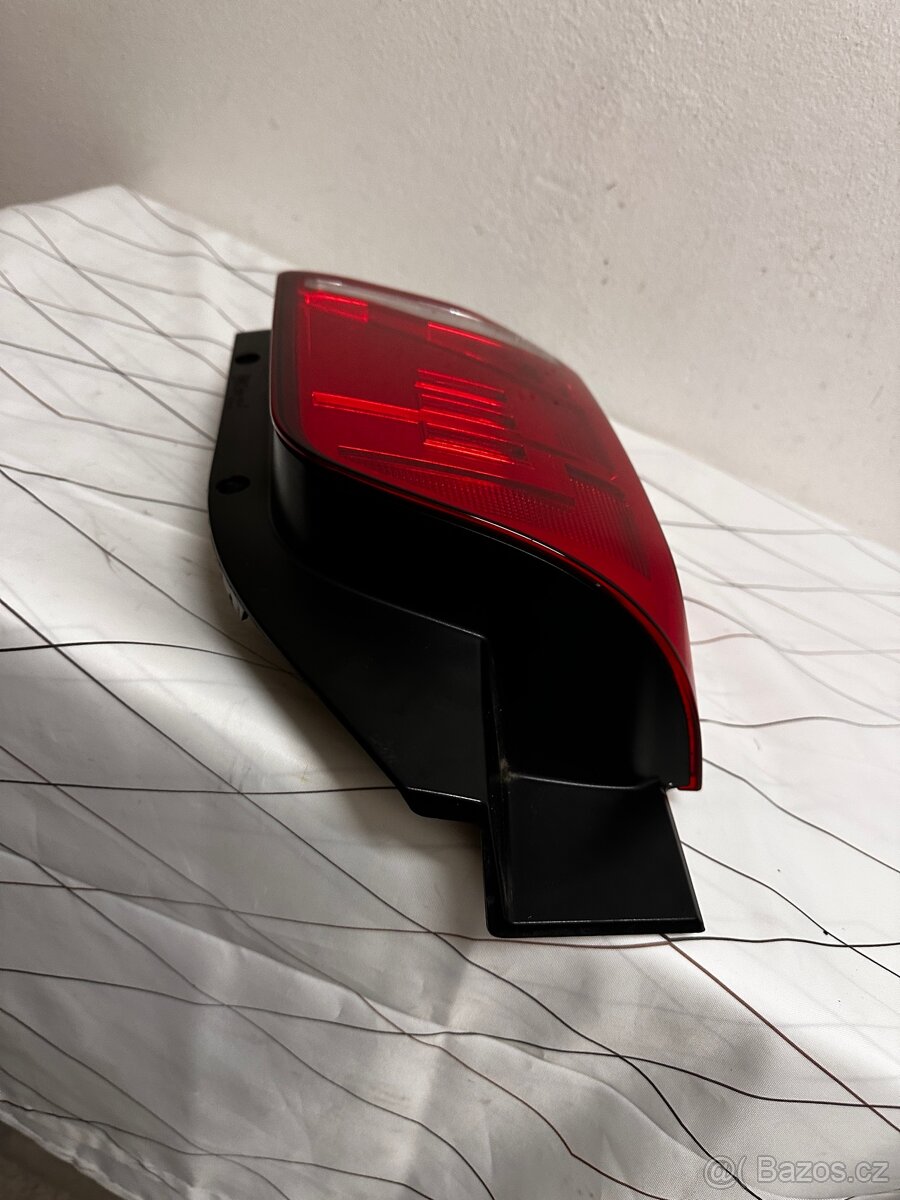 VW T6.1 zadní světlo - 6