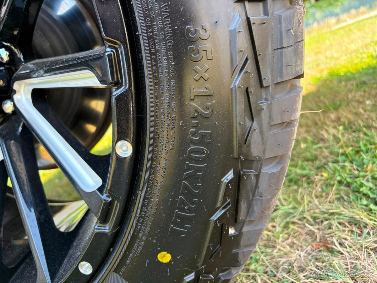 GMC Sierra 1500 6.2 V8 BLACK WIDOW (2019) - 6