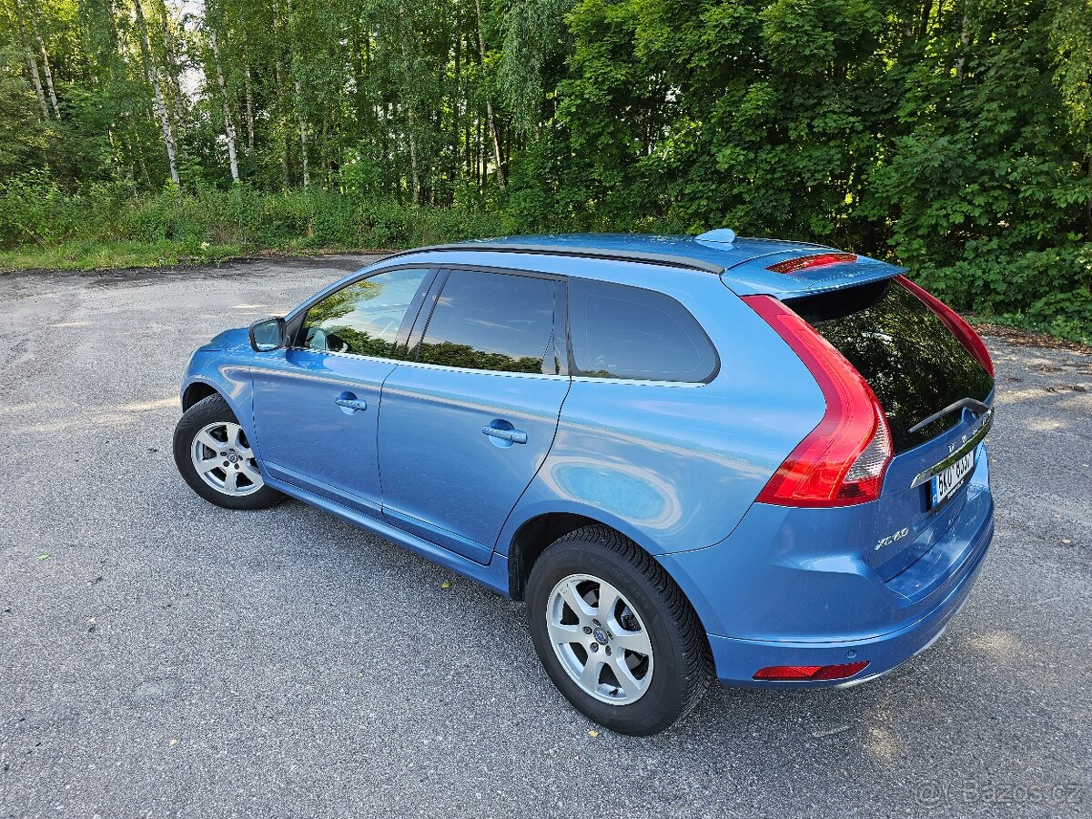 Volvo XC60 2,0 D4 140 kw - 6