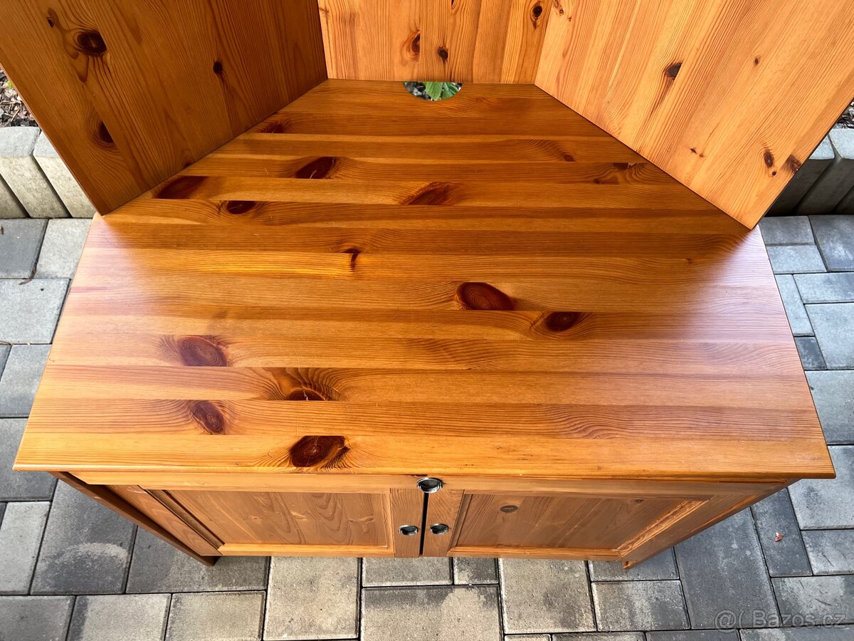 Rohová knihovna se skříňkou Ikea Leksvik - 6