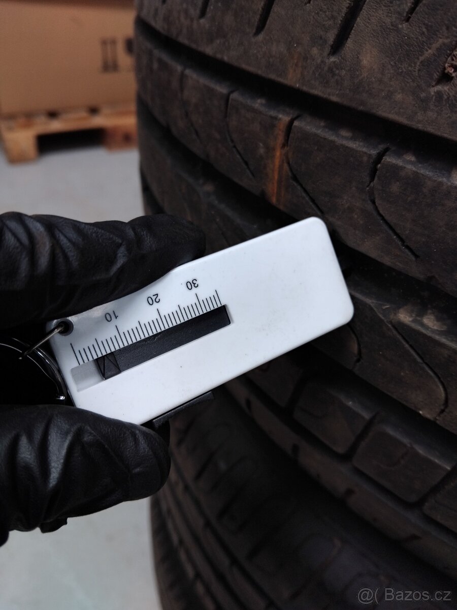 Prodám kompletní letní kola 3AA601025 Passat - 6