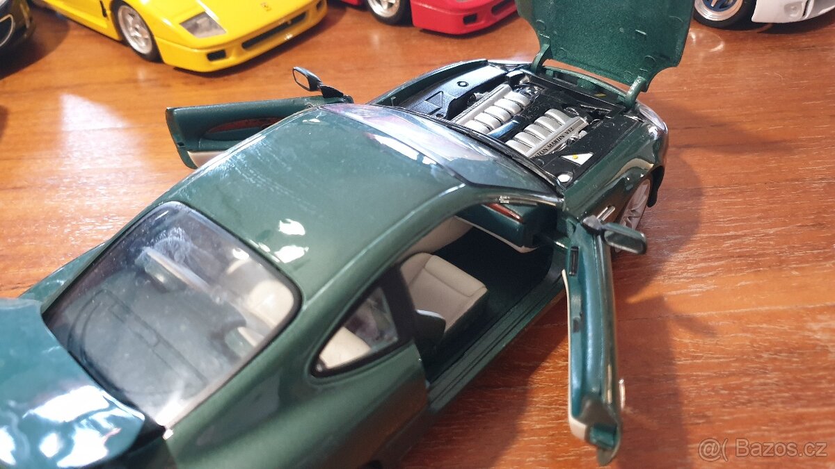 Prodám Aston Martin DB7 Vantage 1:18 - 6
