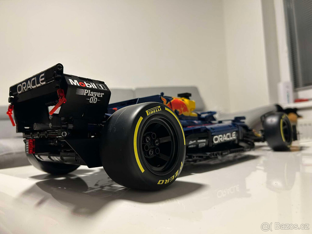Nová stavebnice vozu F1 Red Bull 19 - 6