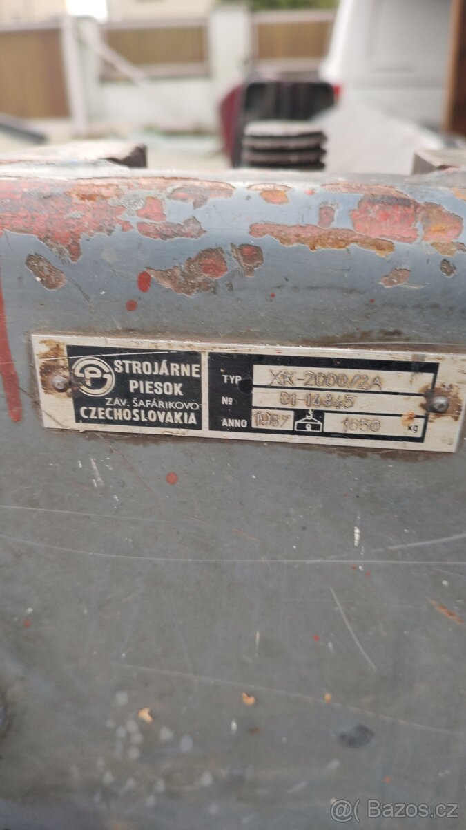 Ruční ohýbačka plechů 2m - 6