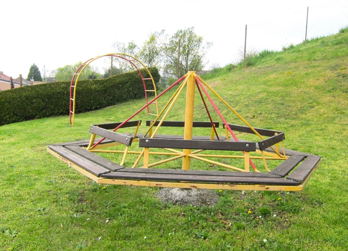 Prodej dvojdomu Ostrava - Hošťálkovice, 2 byty, 524 m2 - 6