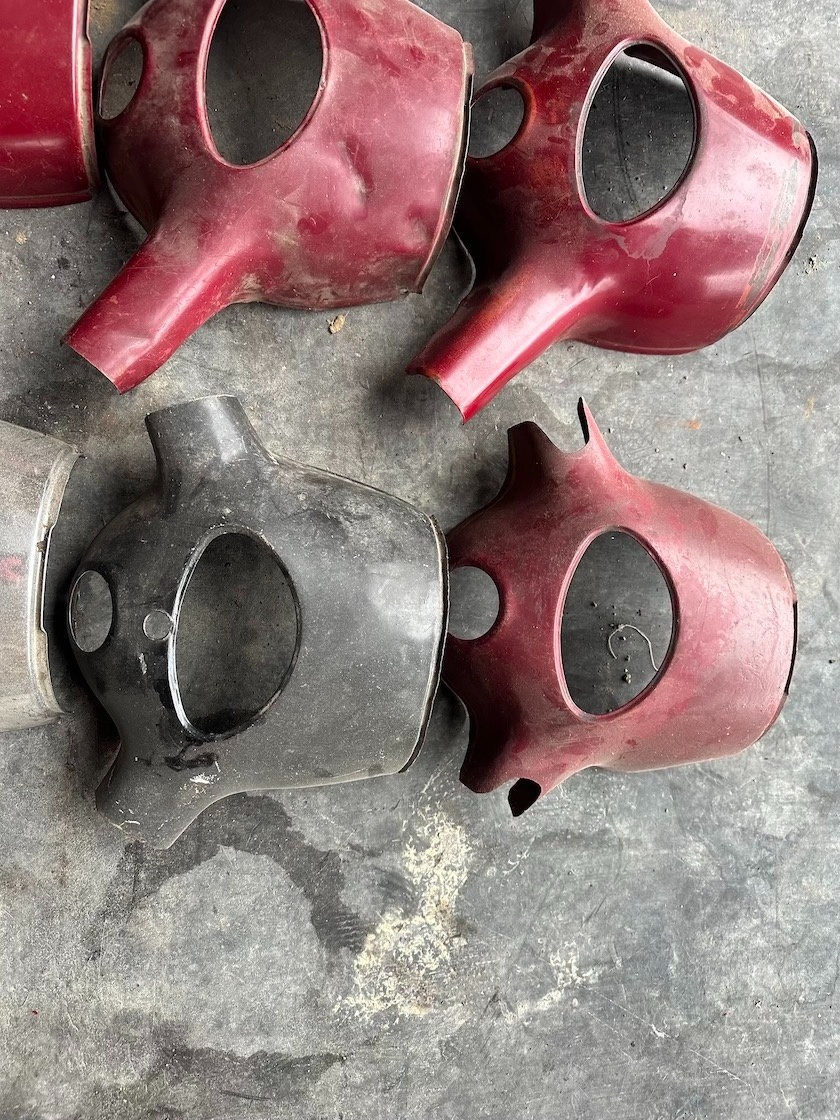 Predám horní maska JAWA 250 350 panelka, kus - 6