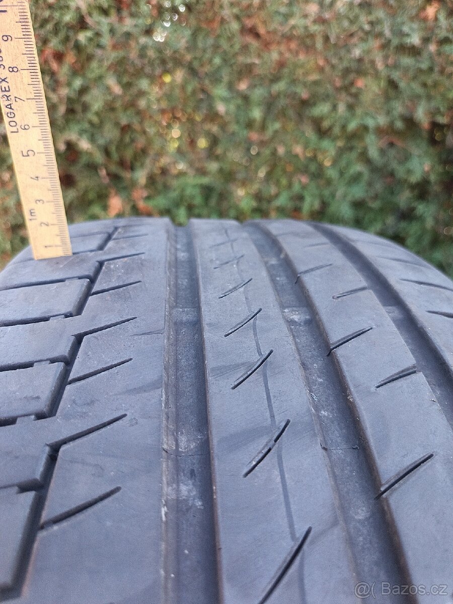 Continental 235 50 /r19 Letni - 6