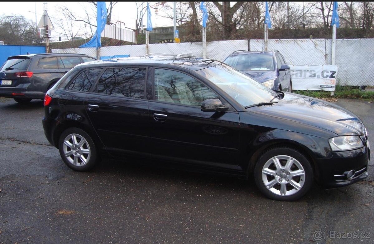 Audi A3 Spotrtback,1.6 TDi, Facelift - 6