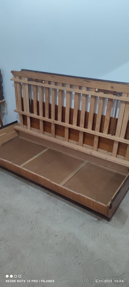 Rozkládací gauč - 6