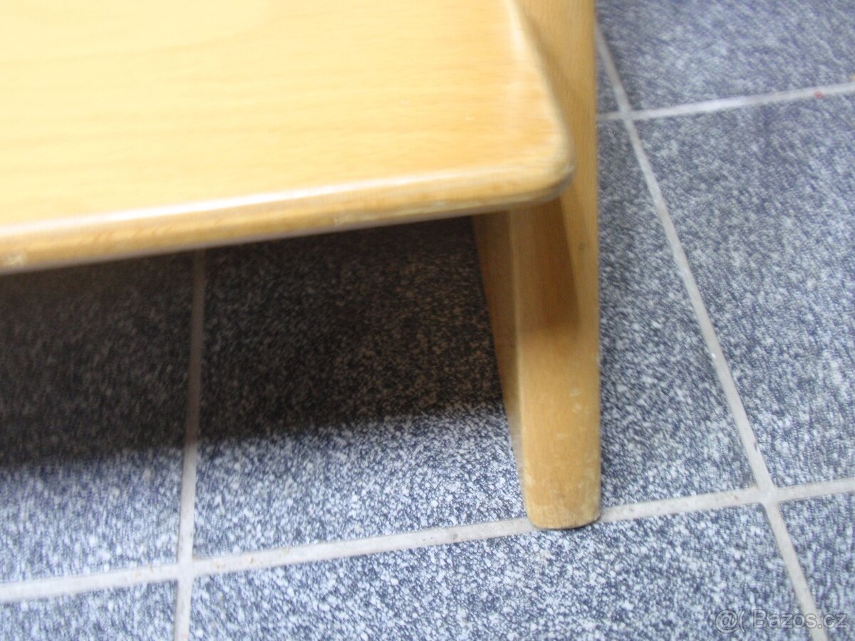 KRÁSNÁ MASIVNÍ DŘEVĚNÁ ROSTOUCÍ ŽIDLE STOKKE TRIPP TRAPP - 6