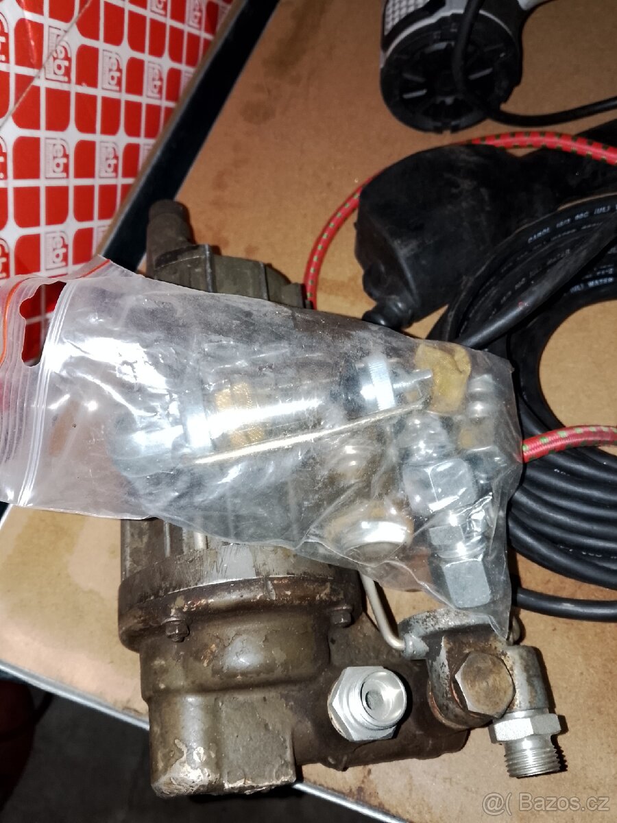 Přídavné čerpadlo Tatra 815 VVN - 6