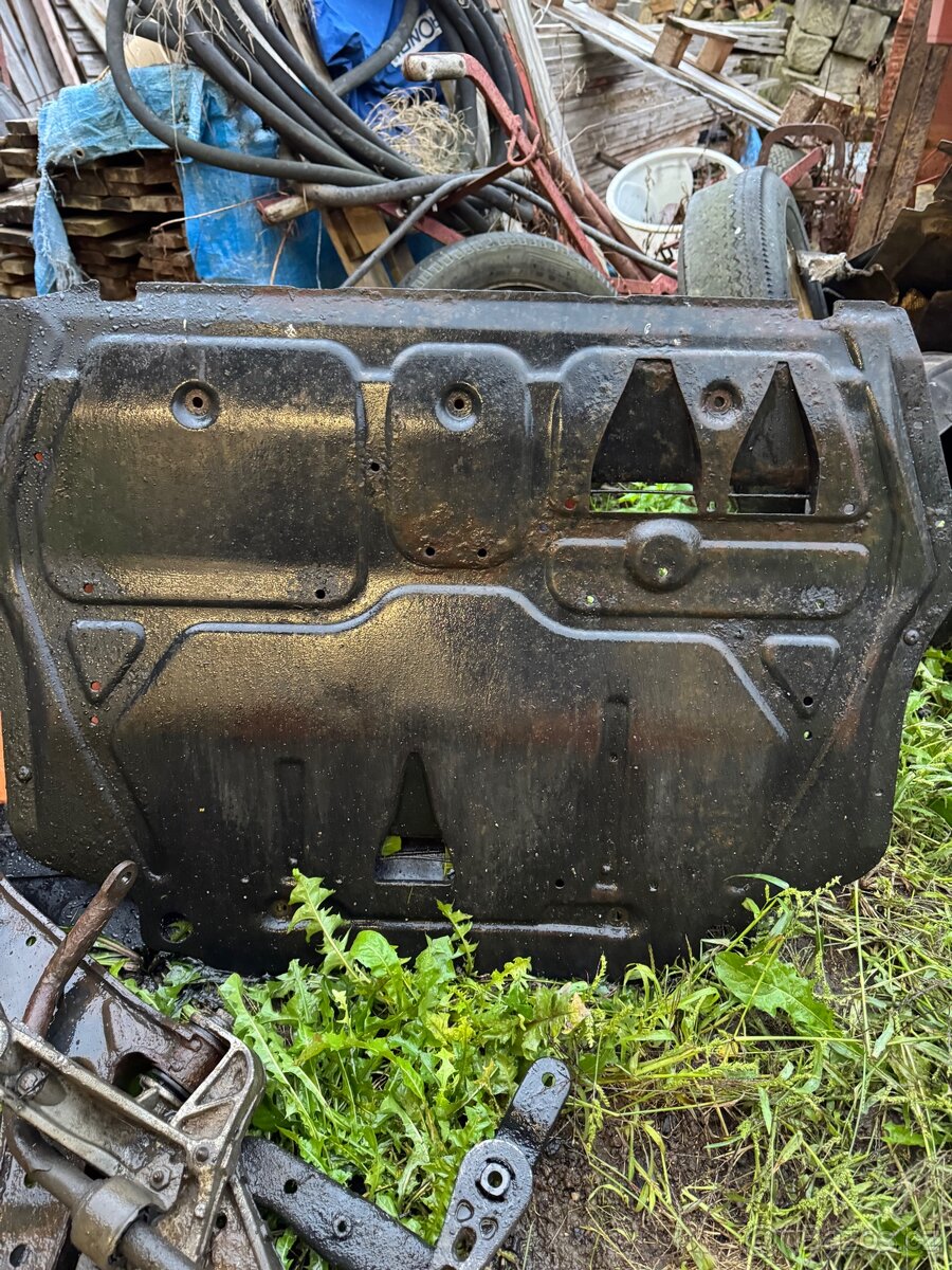 Náhradní díly Škoda oktavia 2 - 6