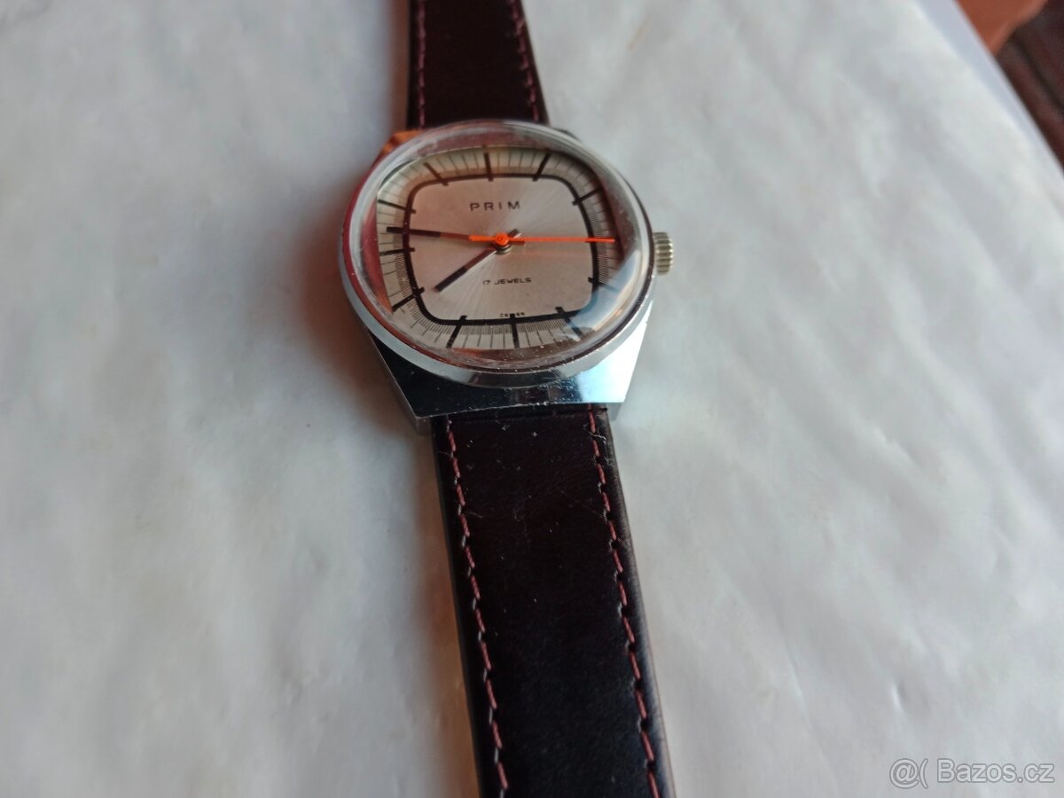 Staré, funkční hodinky Prim- televize - 6