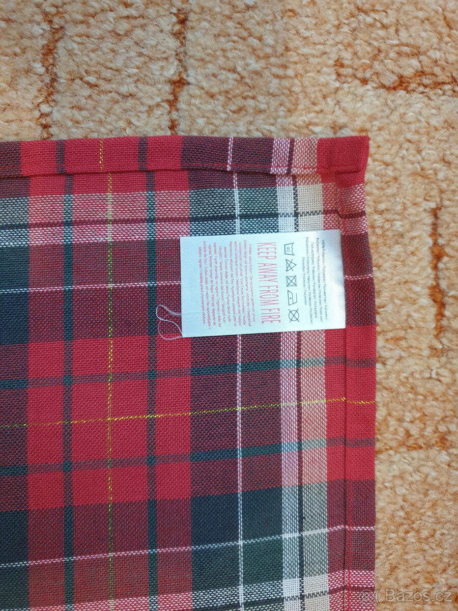 Vánoční ubrusy, prostírání, cena za 9 ks s velkou slevou - 6