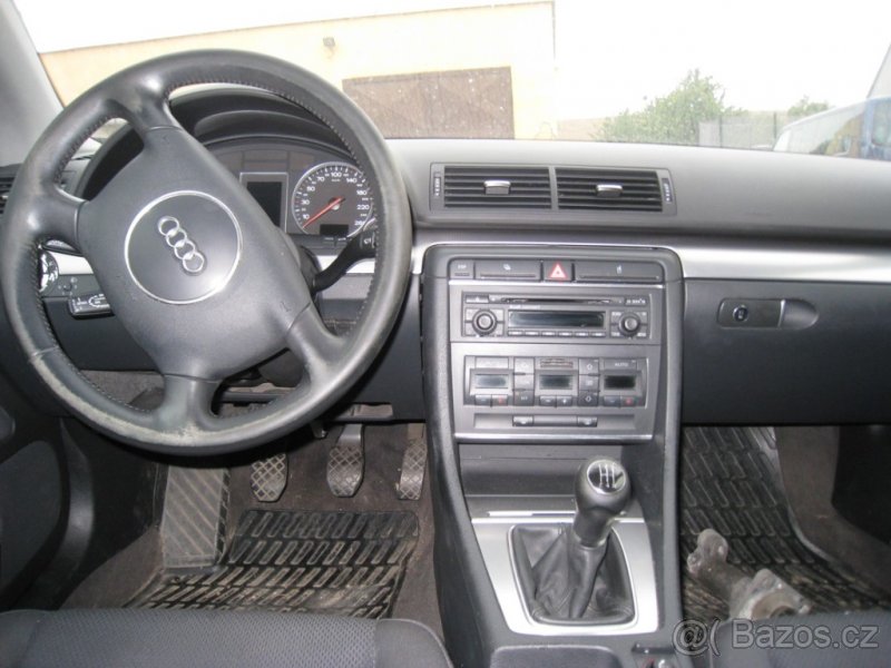 Audi A4 2.0 benzin r.v.2003 ND - 6