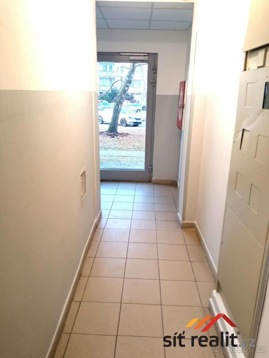 Prodej bytu 3+1 Matúškova-Praha - 6