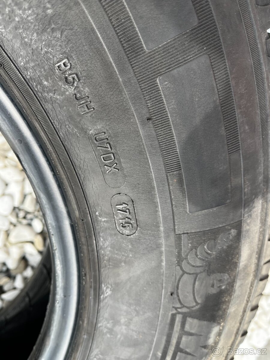 Michelin Agilis Camping 225/75 R16 - 6