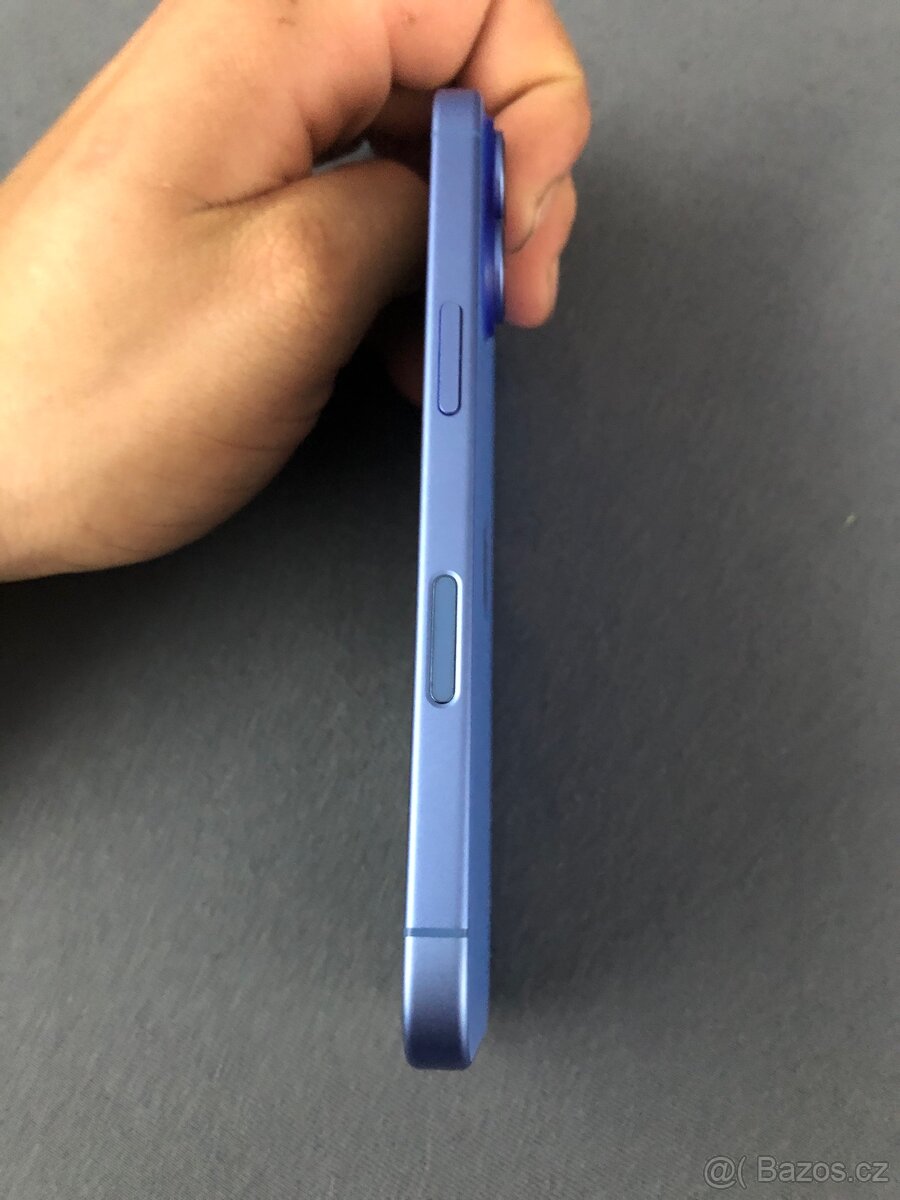 Apple iPhone 16 modrý - 6