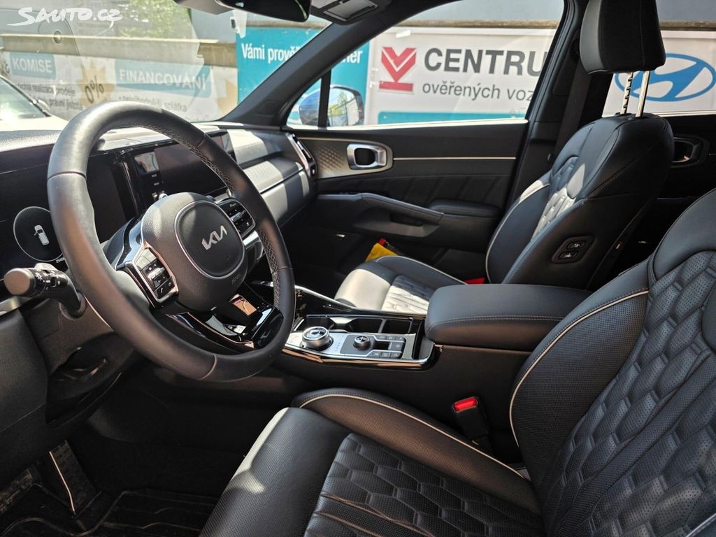 Kia Sorento 2,2CRDi, 2023 max. výbava - 6