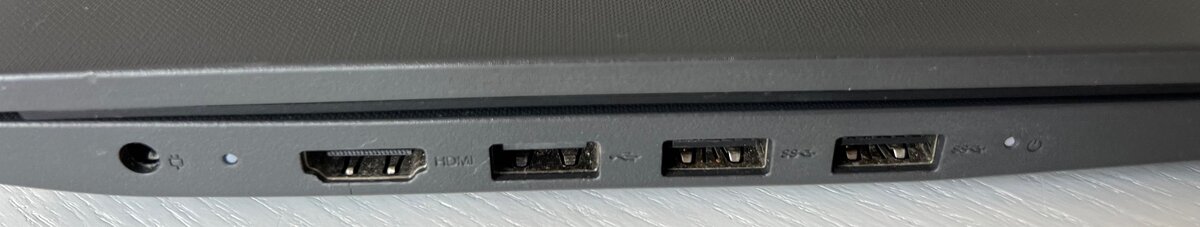 Notebook Lenovo V15-IWL - 6