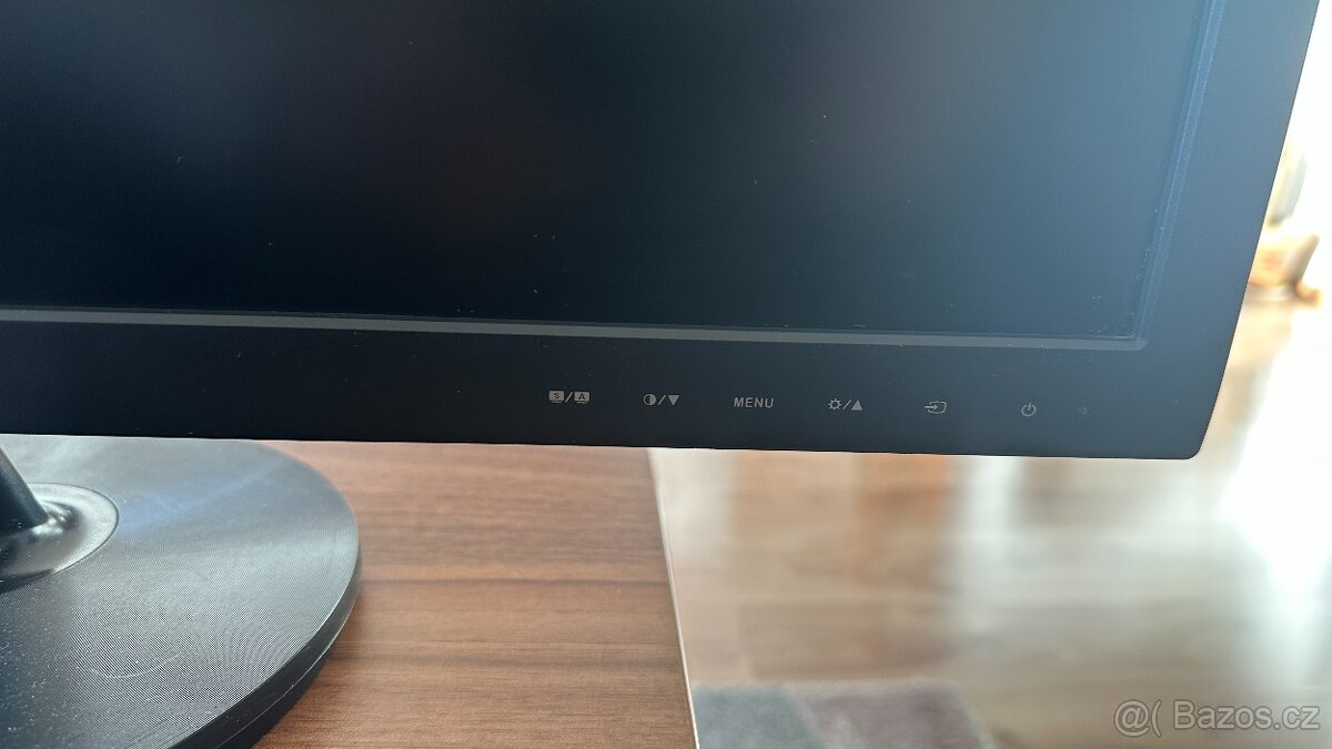 ASUS VS247HR 24 palcový FULL HD monitor - 6