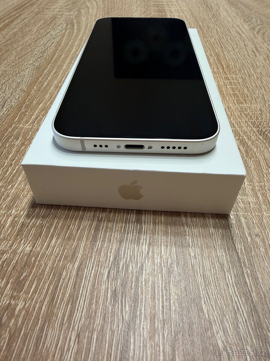 iPhone 13, 256GB hvězdně bílá - 6