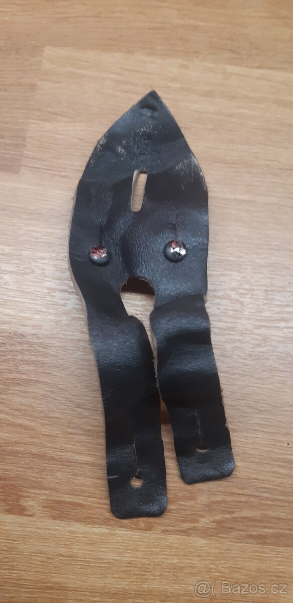 Spoustu starožitností i z války na prodej - 6