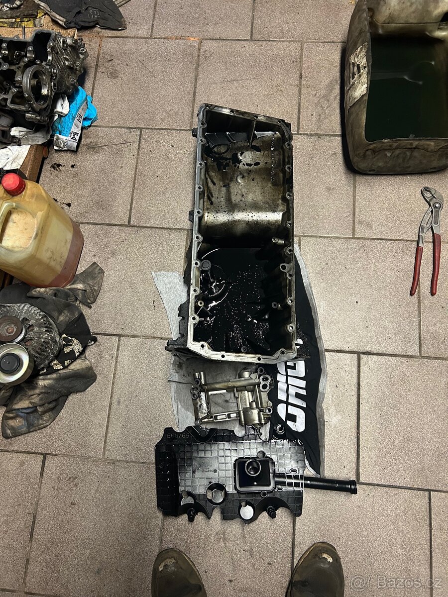 Prodám díly motoru BMW E61 M57 - 6