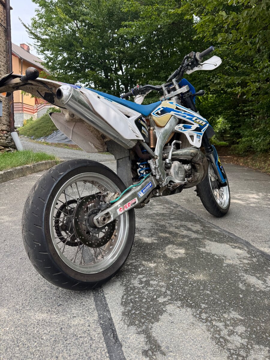 TM 300 EN - 6