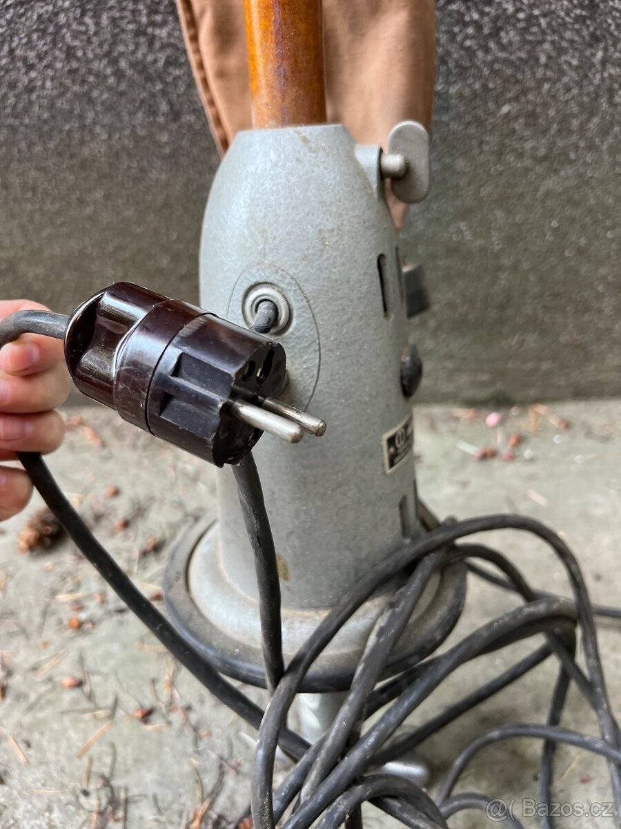 Historický vysavač-funkční - 6