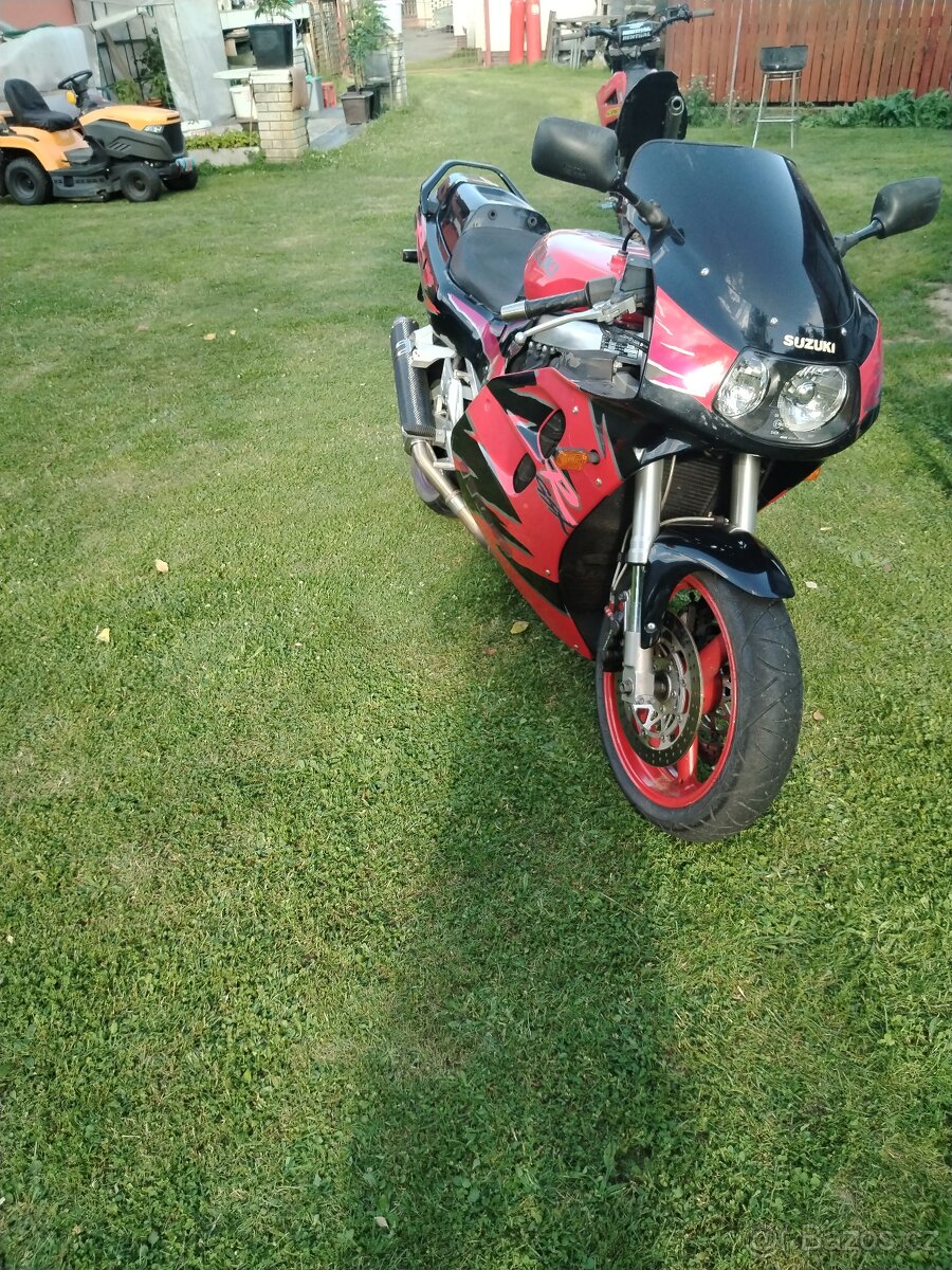 Gsxr 1100 - 6