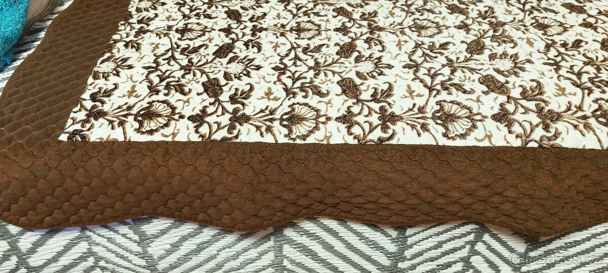 PŘEHOZY NA SEDACÍ SOUPRAVU - CENA ZA VŠECHNY 3 DÍLY - 6