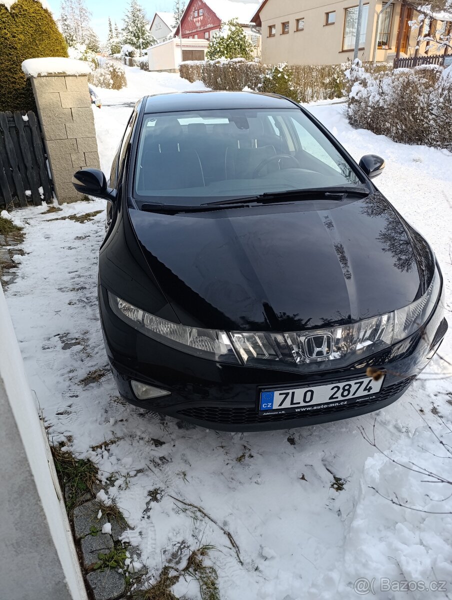 Honda Civic,1,8,104kw,72000km,2007 - 6