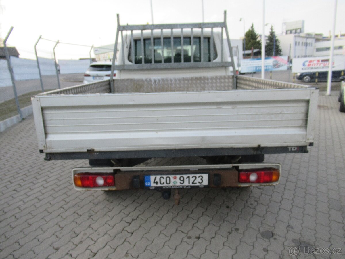 VW TRANSPORTER 1,9TDI 6míst - 6