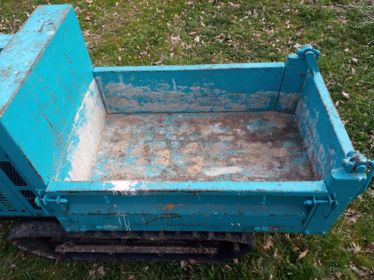 Japonský pásový dumper Kubota - nosnost 600kg - 6